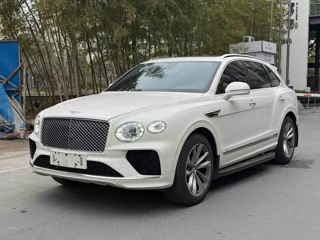 Bentley Bentayga 2021 из CN, фото 1