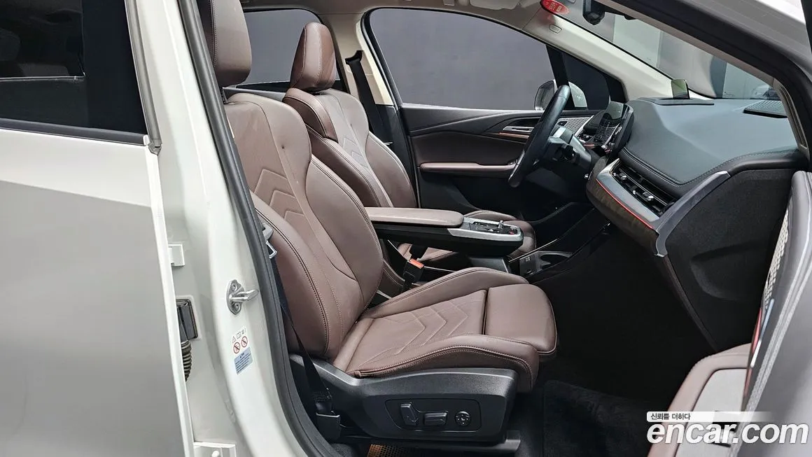 BMW 2-Series 2024 из KR, фото 3