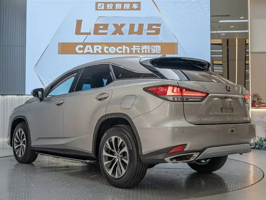 Lexus RX — фото 5