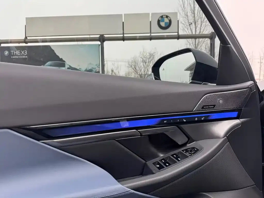 BMW i5 — фото 3