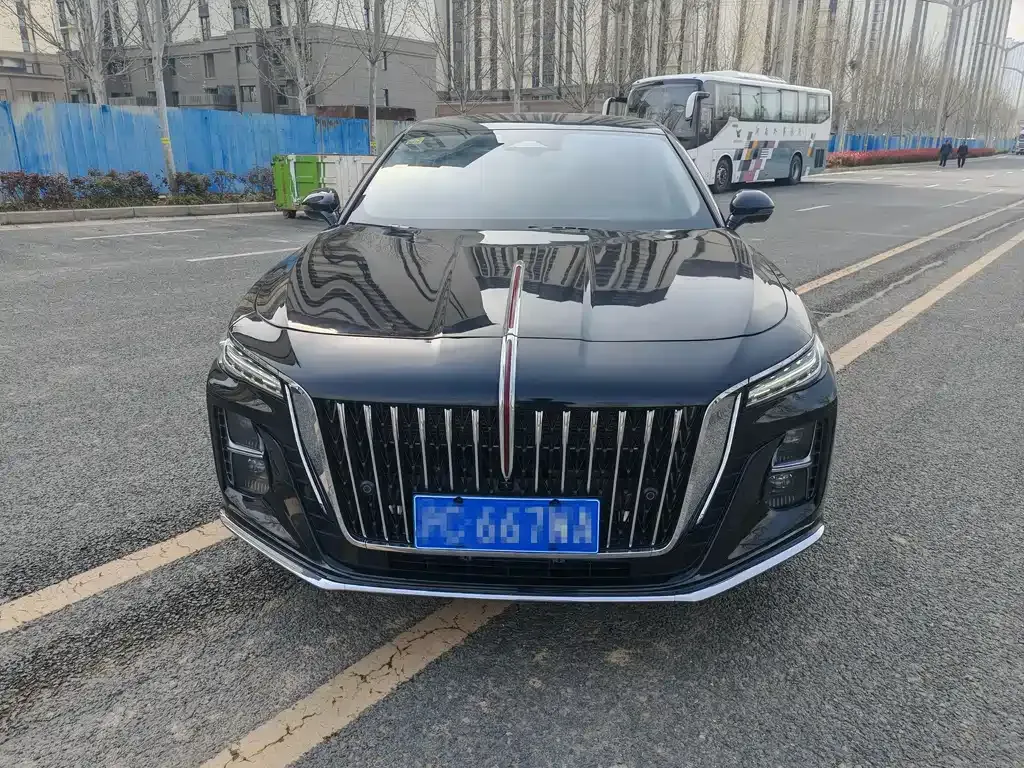 Hongqi H5 — фото 8