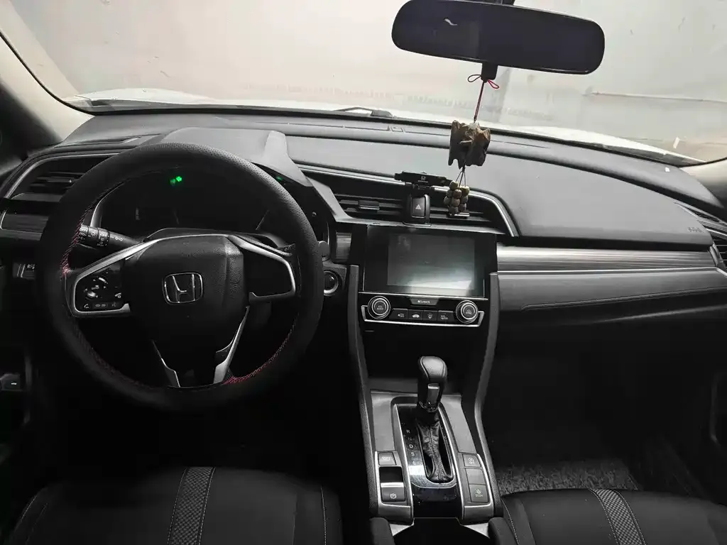 Honda Civic — фото 9