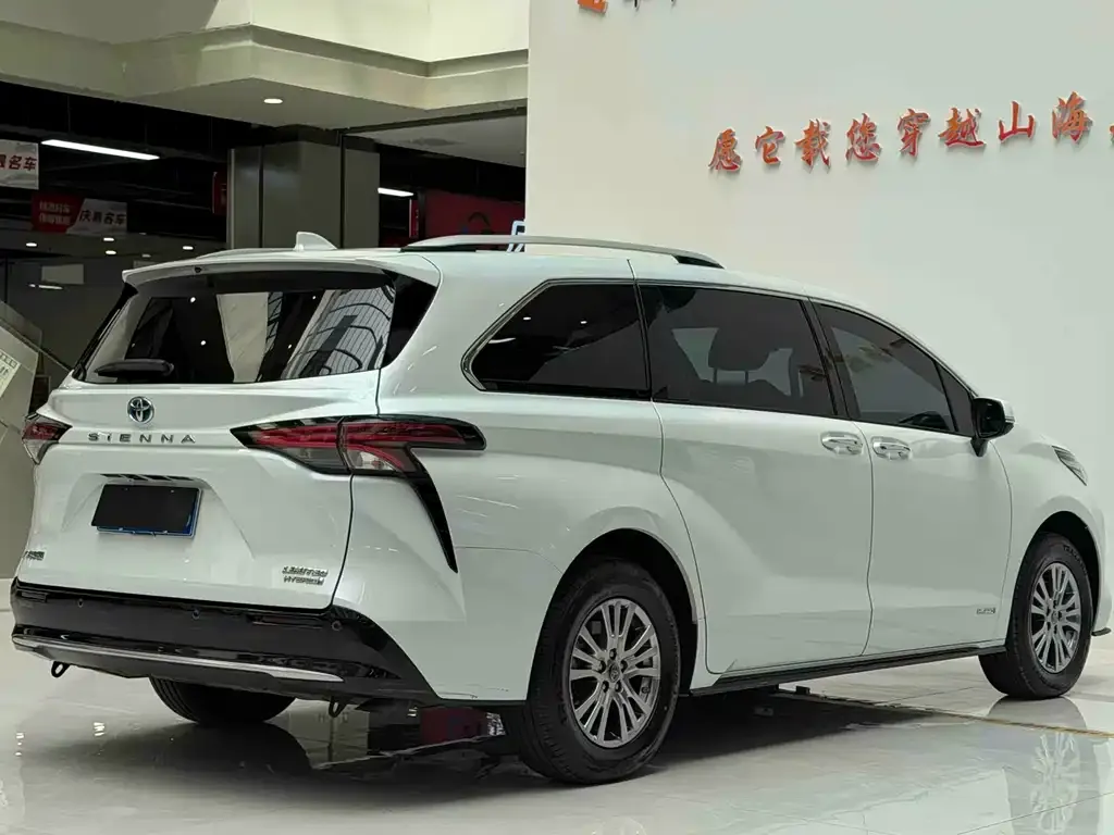 Toyota Sienna 2022 из CN, фото 8