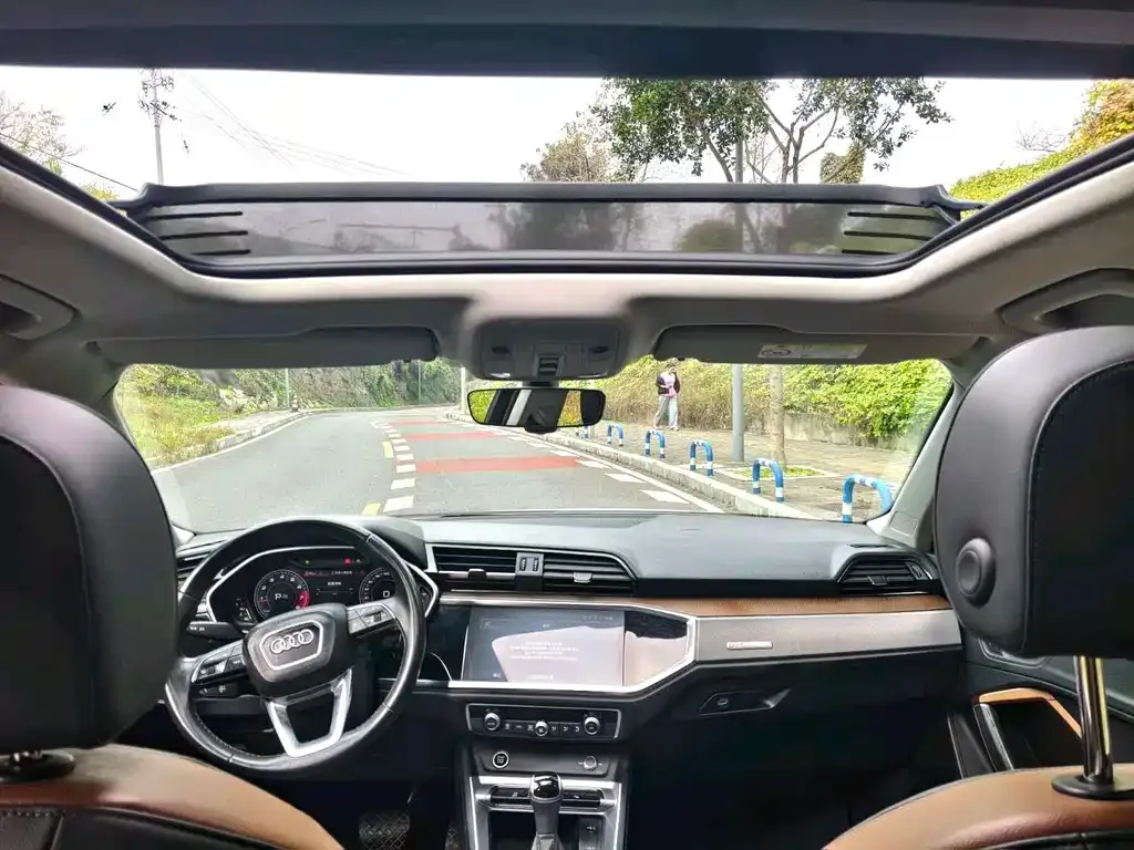 Audi Q3 2022 из CN, фото 4