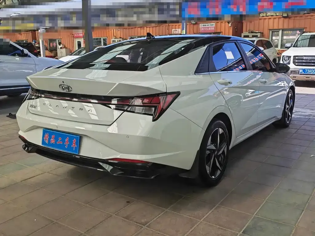 Hyundai Elantra 2023 из CN, фото 7