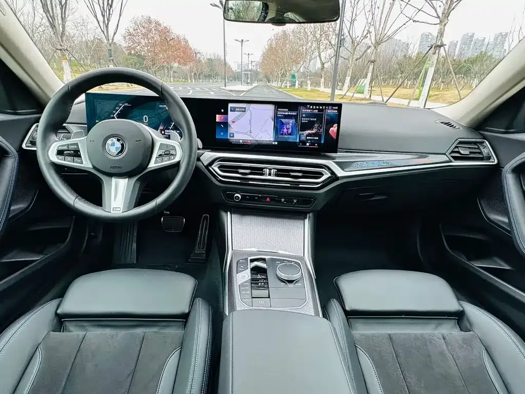 BMW 2 Series (Import) 2025 из CN, фото 2