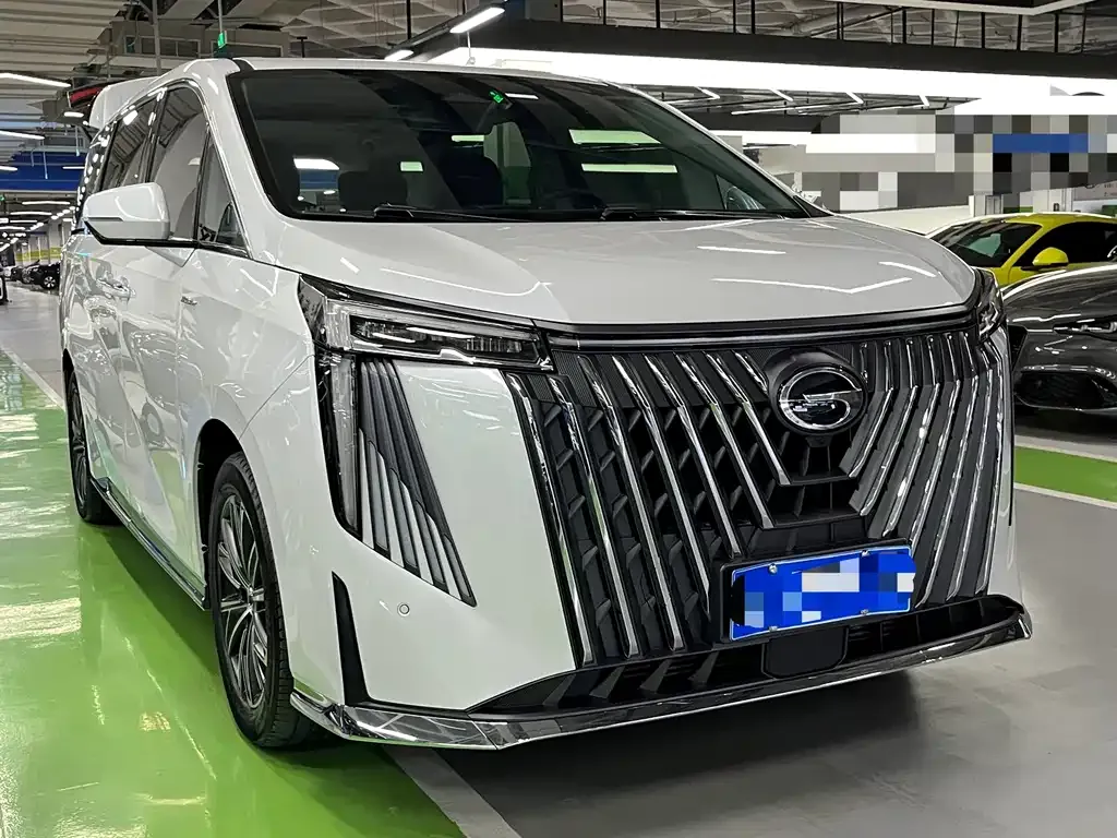 GAC Motor Trumpchi M8 — фото 9