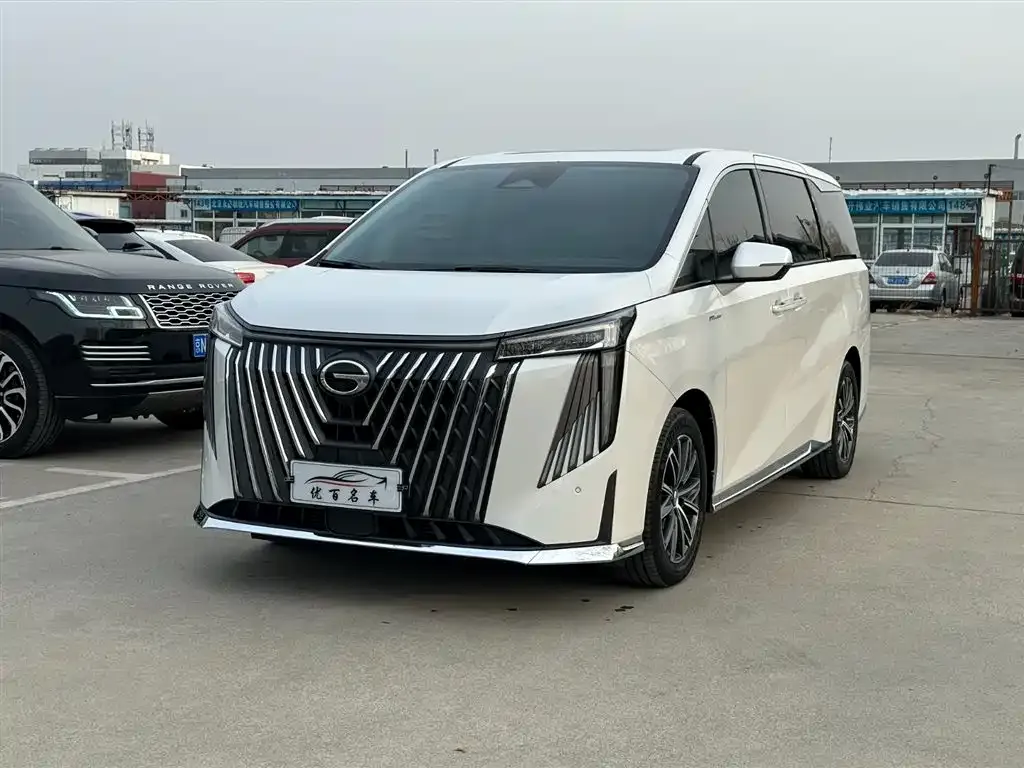 GAC Motor Trumpchi M8 — фото 1