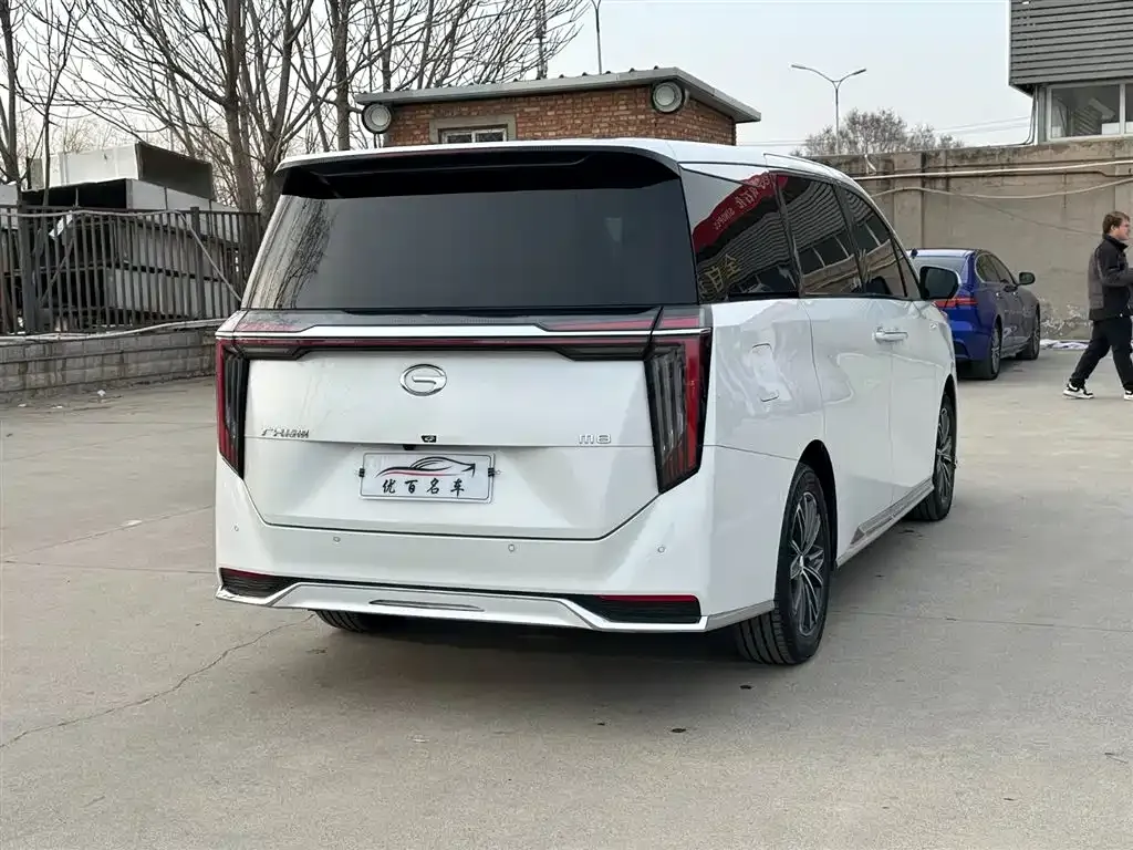 GAC Motor Trumpchi M8 — фото 8