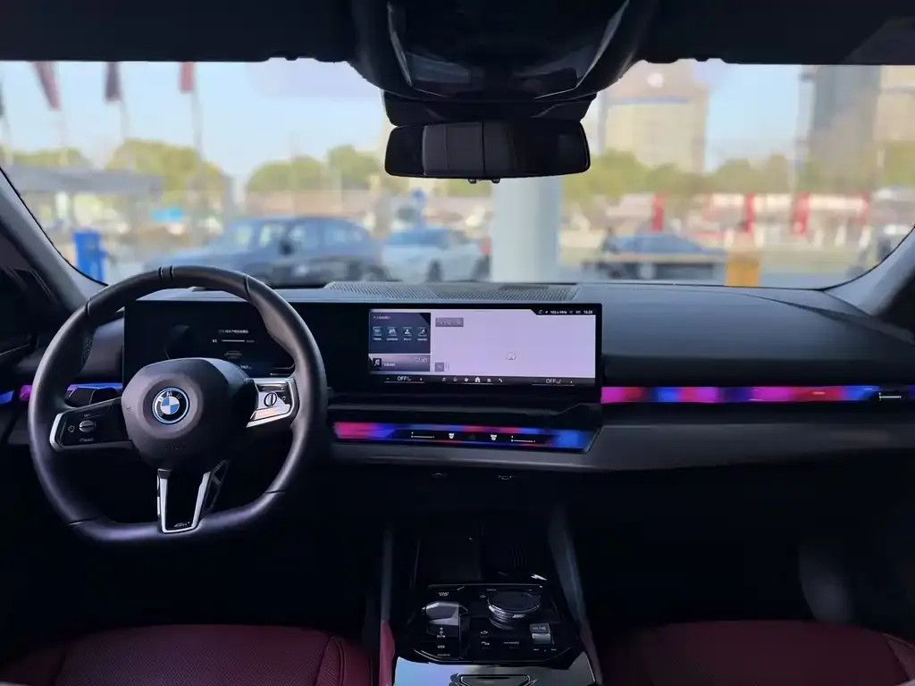 BMW i5 2025 из CN, фото 3