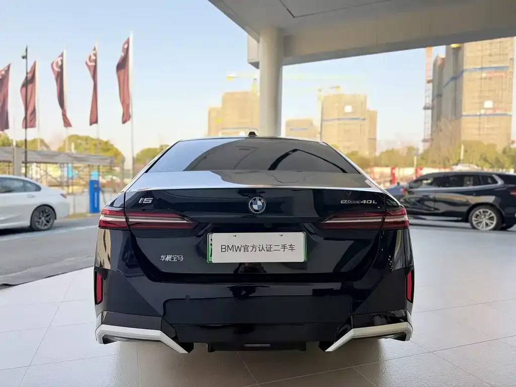 BMW i5 2025 из CN, фото 7