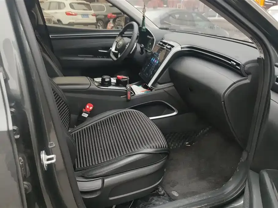 Hyundai Tucson 2022 из CN, фото 10