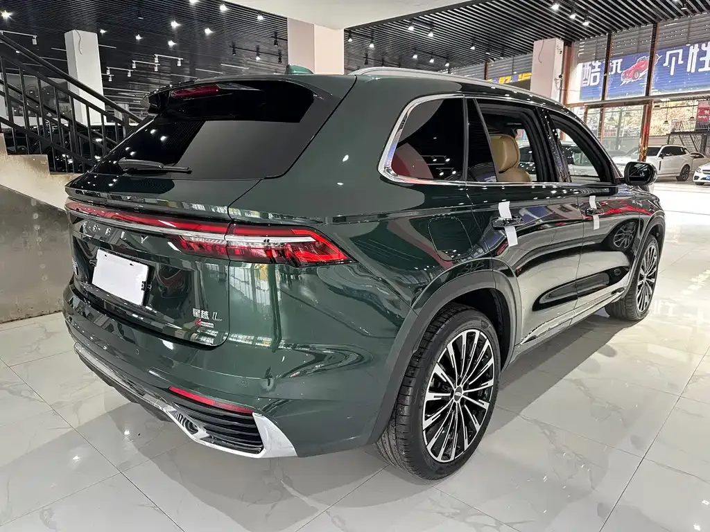Geely Xingyue L — фото 4