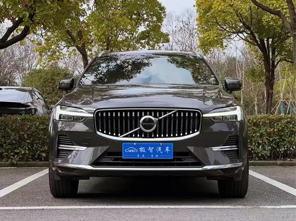 Volvo XC60 2022 из CN, фото 8