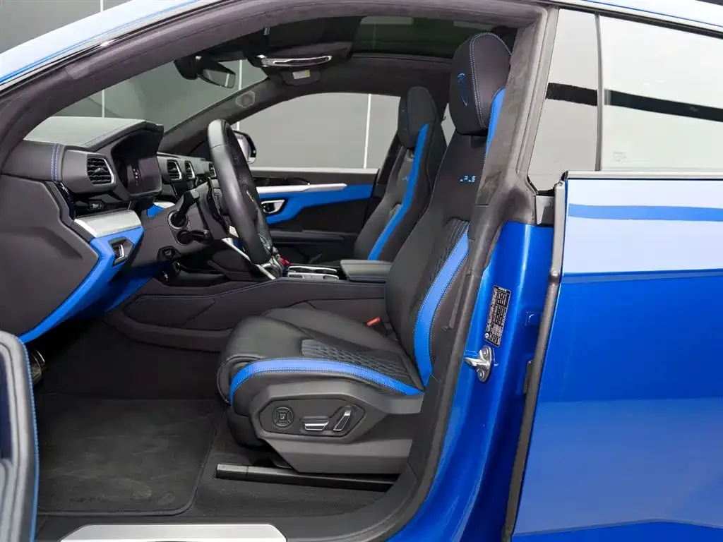 Lamborghini Urus 2024 из CN, фото 10