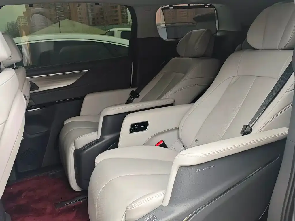 Buick GL8 2025 из CN, фото 7