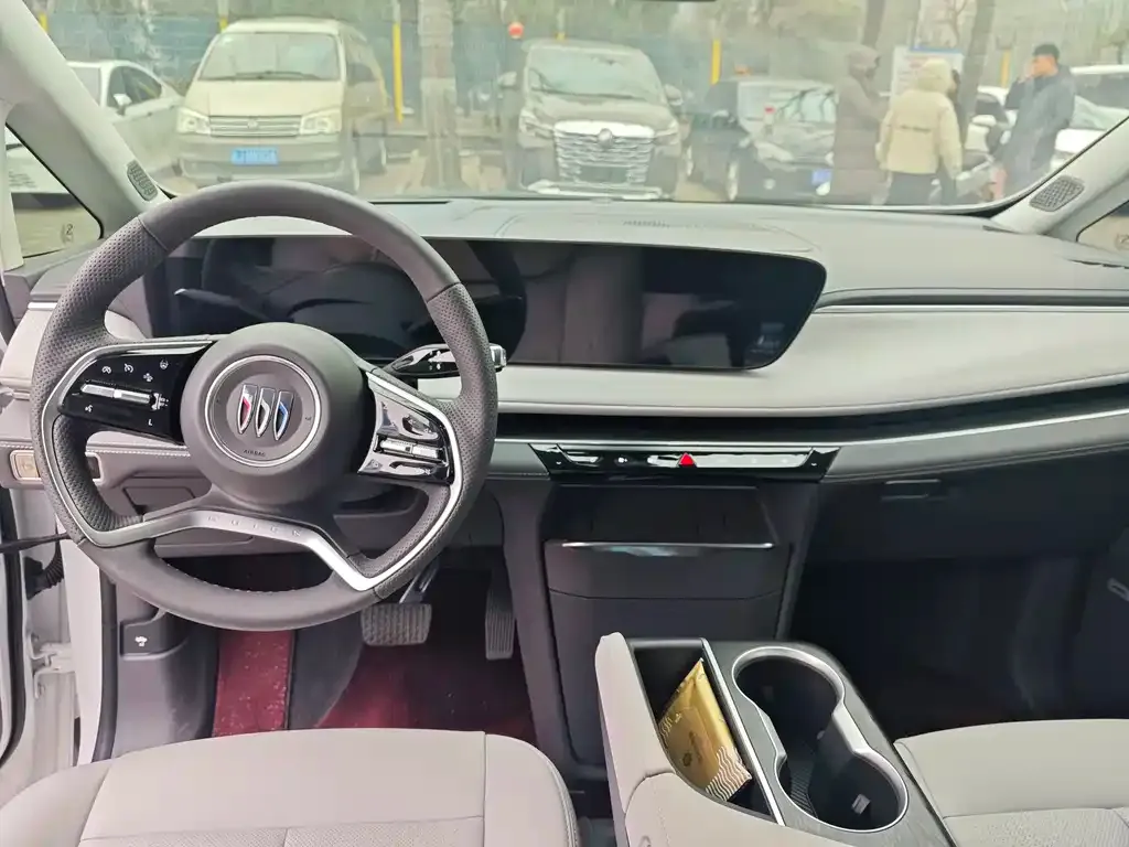 Buick GL8 2025 из CN, фото 6