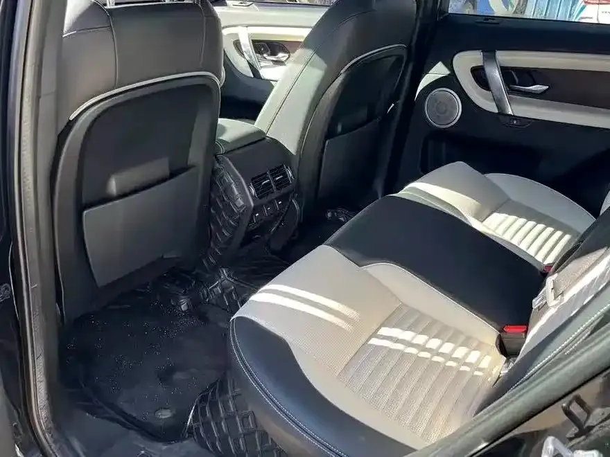 Land Rover Discovery Sport 2021 из CN, фото 2