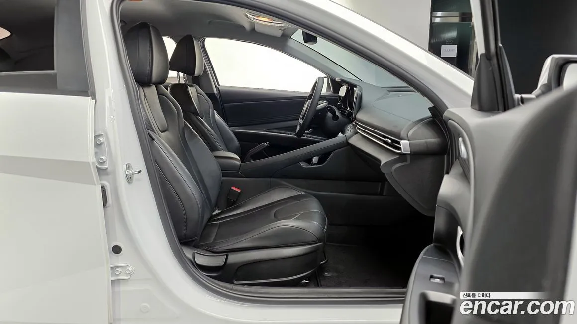 Hyundai AVANTE 2021 из KR, фото 6