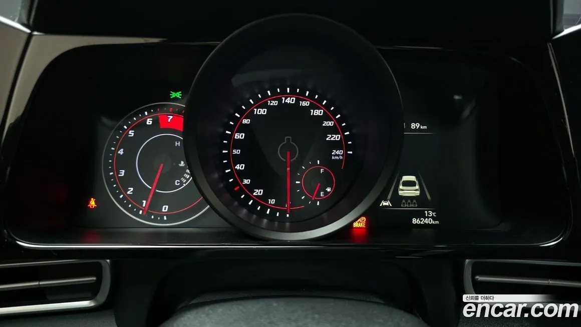 Hyundai AVANTE 2021 из KR, фото 2