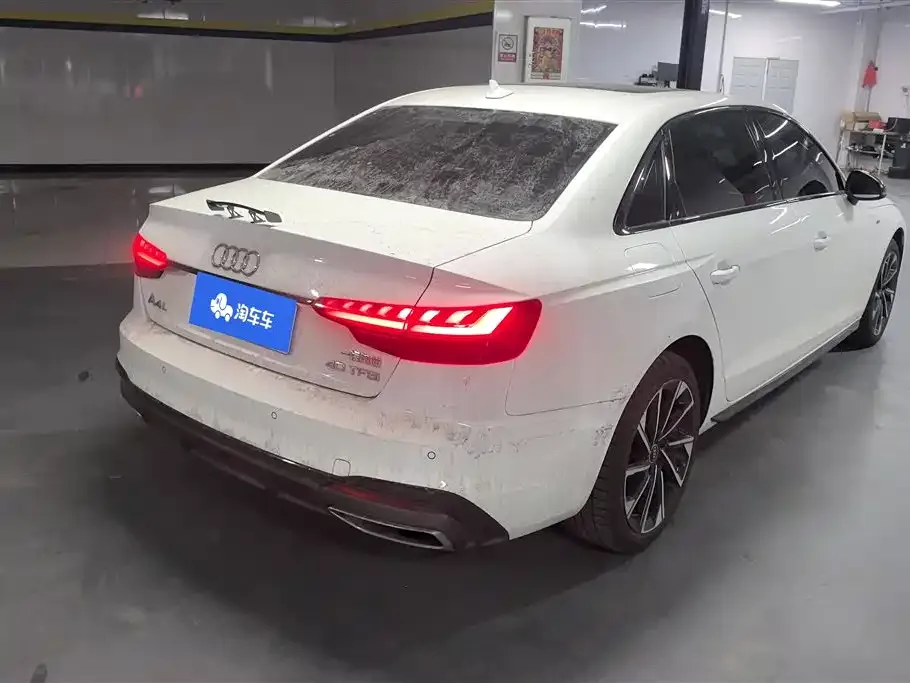 Audi A4L 2023 из CN, фото 7