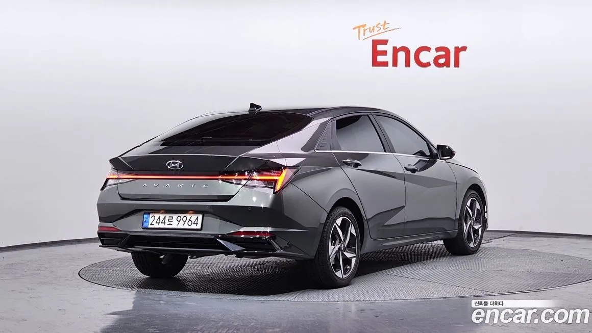 Hyundai AVANTE — фото 2