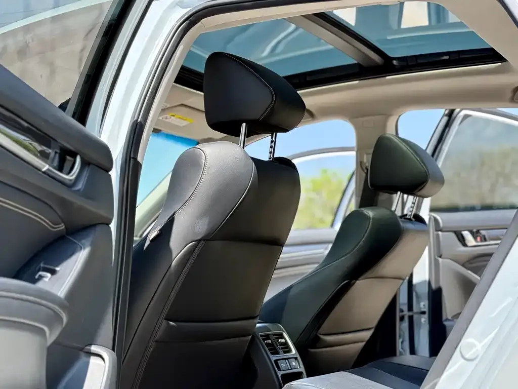 Honda Accord 2022 из CN, фото 2