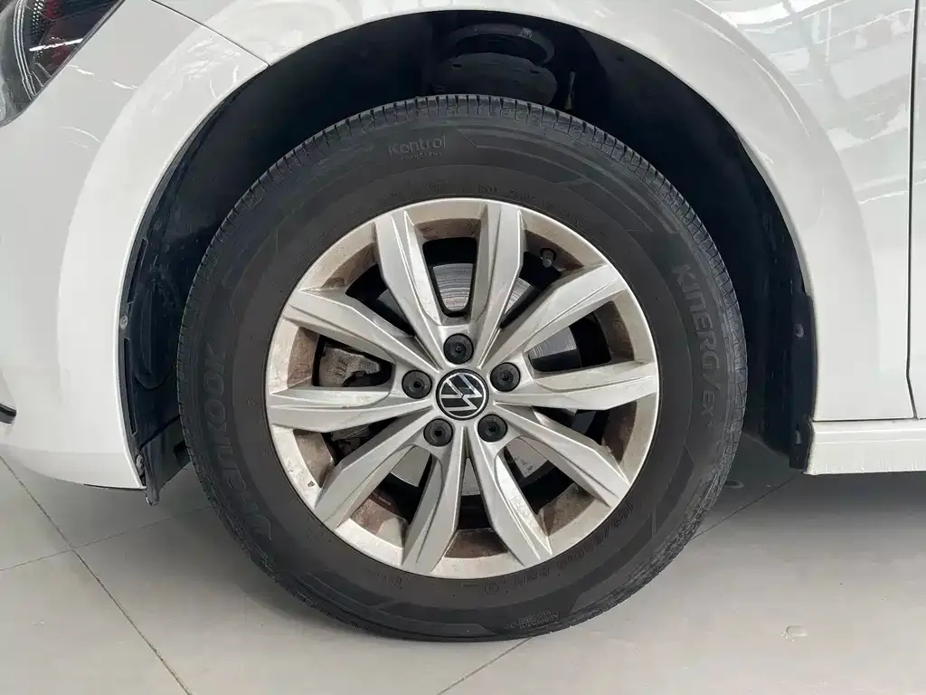 Volkswagen Polo 2021 из CN, фото 5