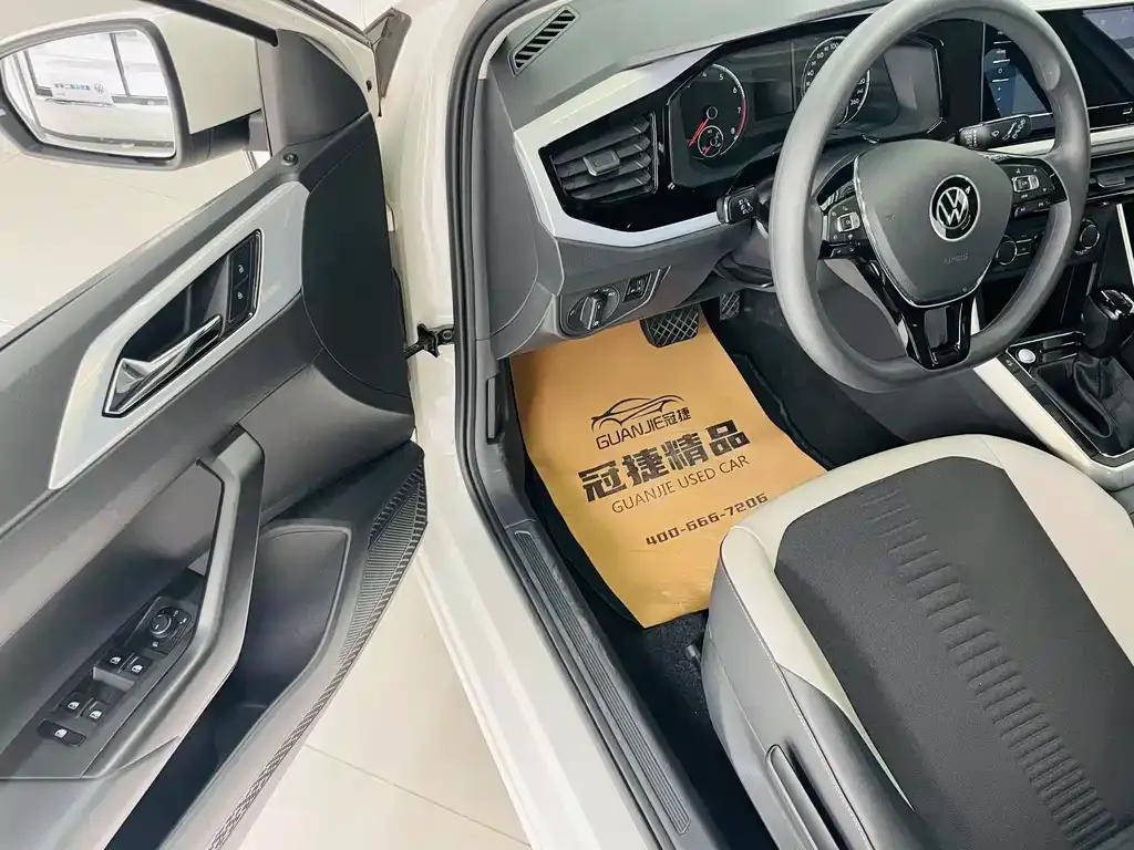 Volkswagen Polo 2021 из CN, фото 10