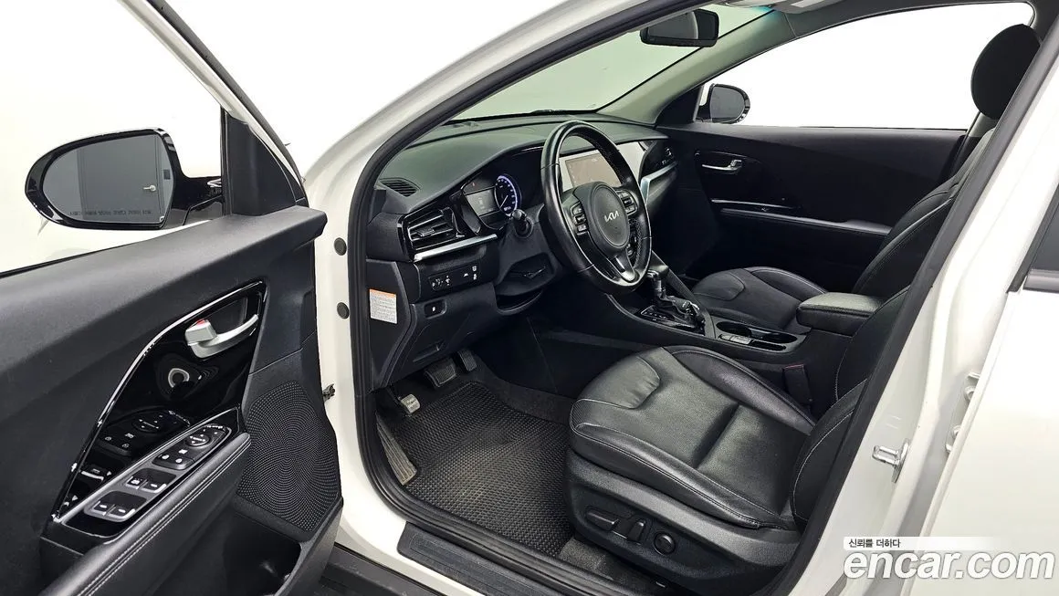 Kia Niro — фото 2