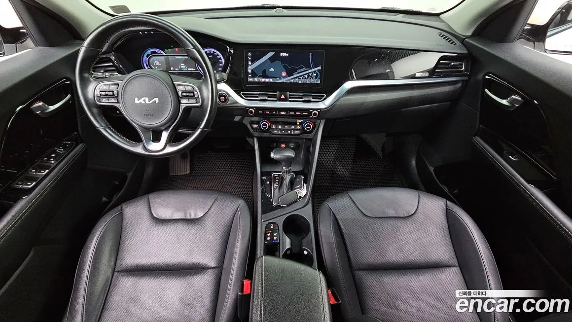 Kia Niro — фото 8