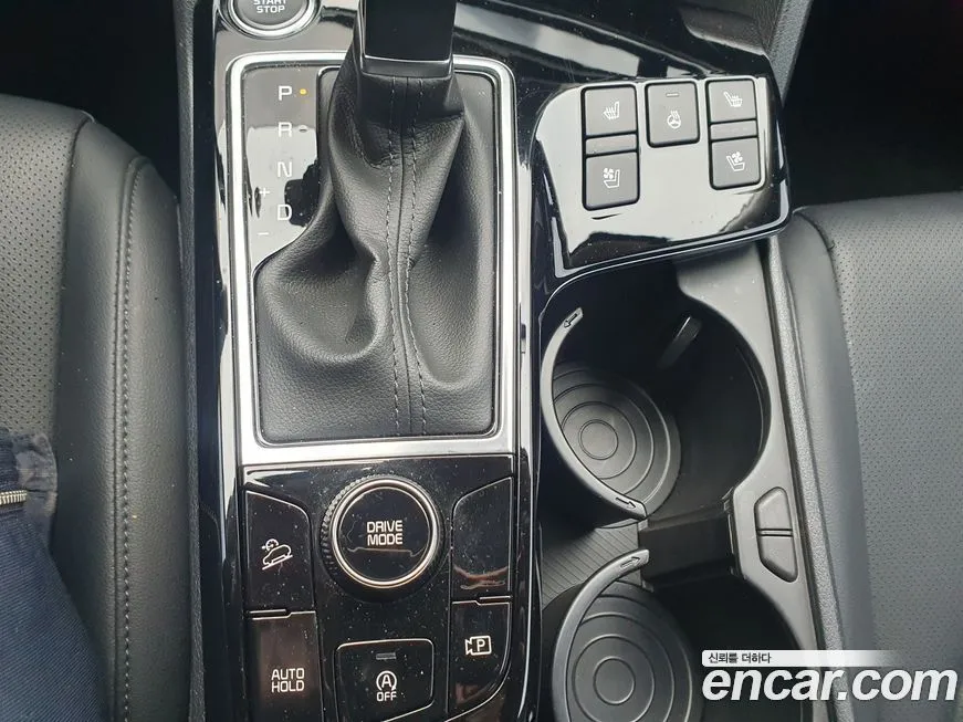 Kia Sportage — фото 10