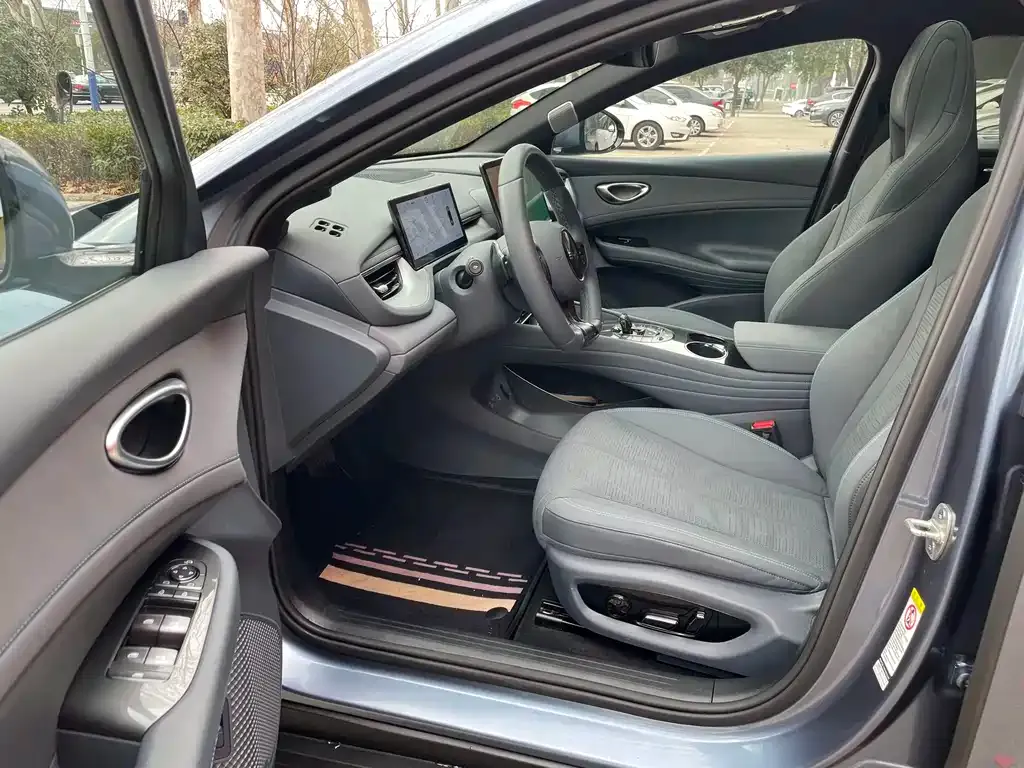 BYD Seal 06GT — фото 3