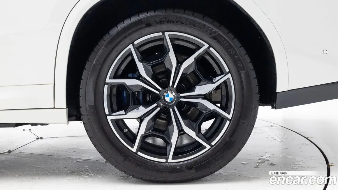 BMW X4 — фото 10