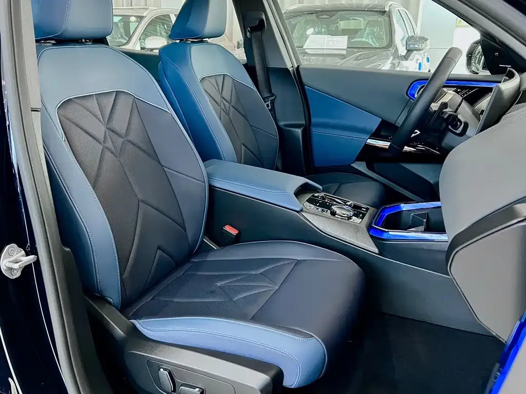 BMW X3 2025 из CN, фото 3