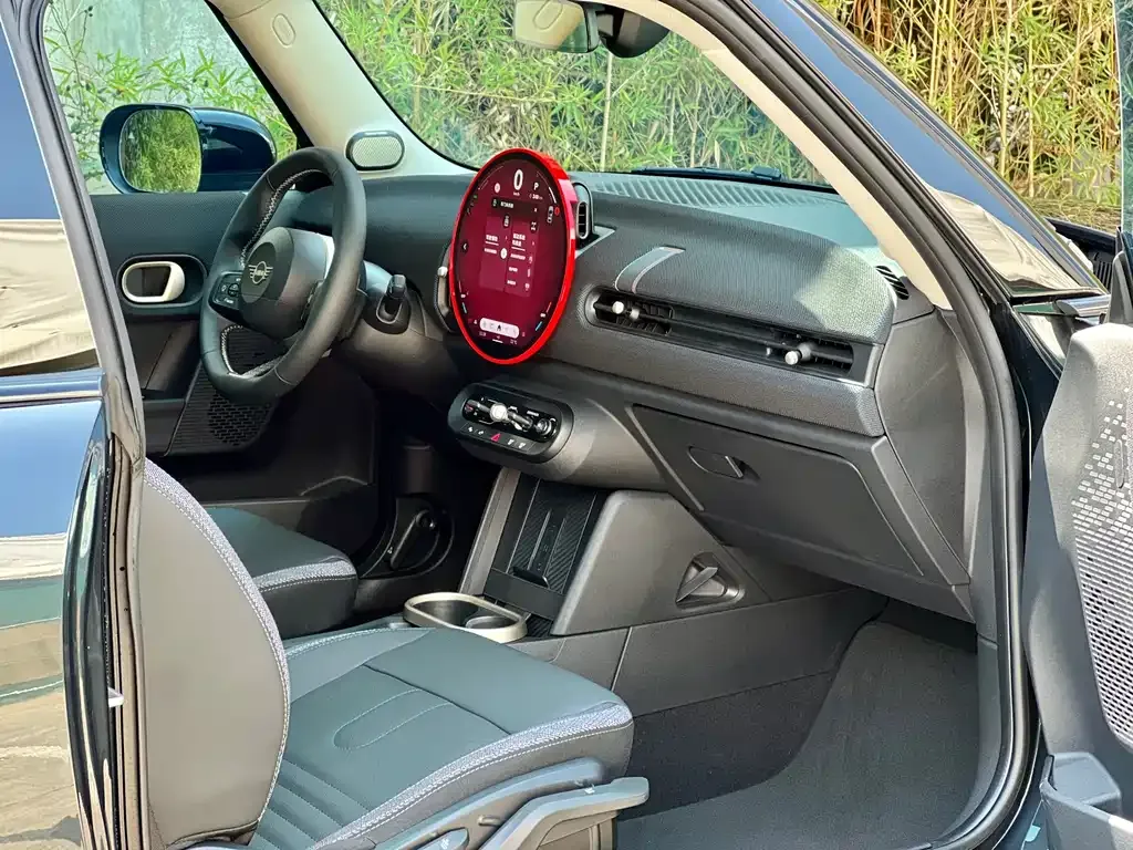 MINI Cooper (3-door) 2025 из CN, фото 5
