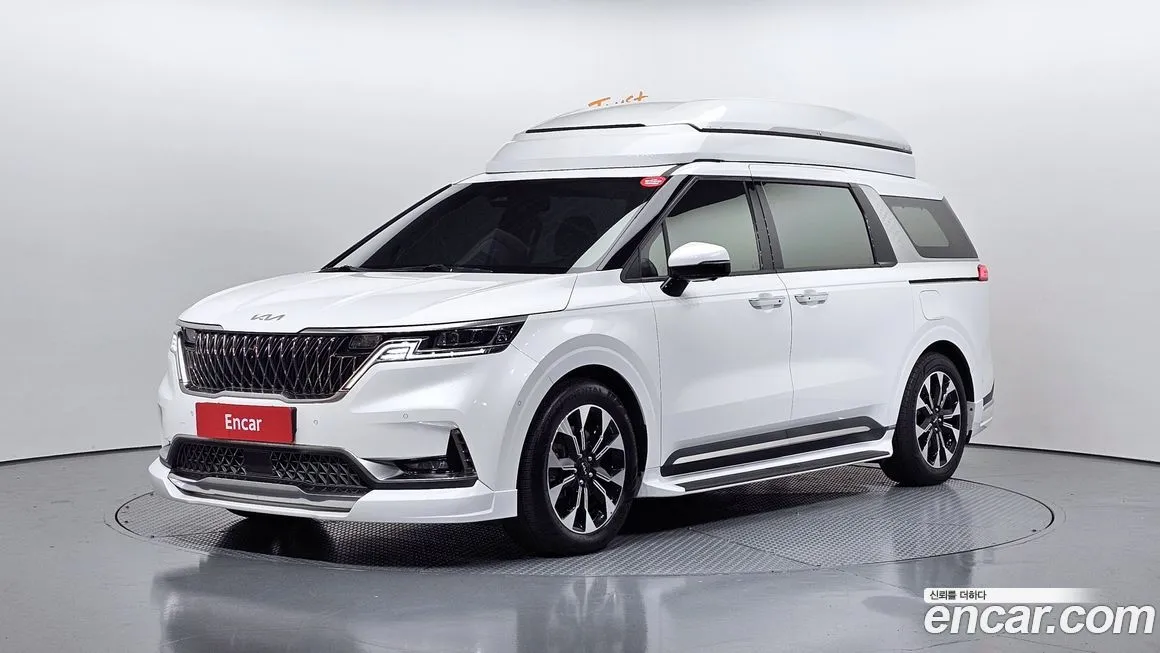 Kia Carnival — фото 1
