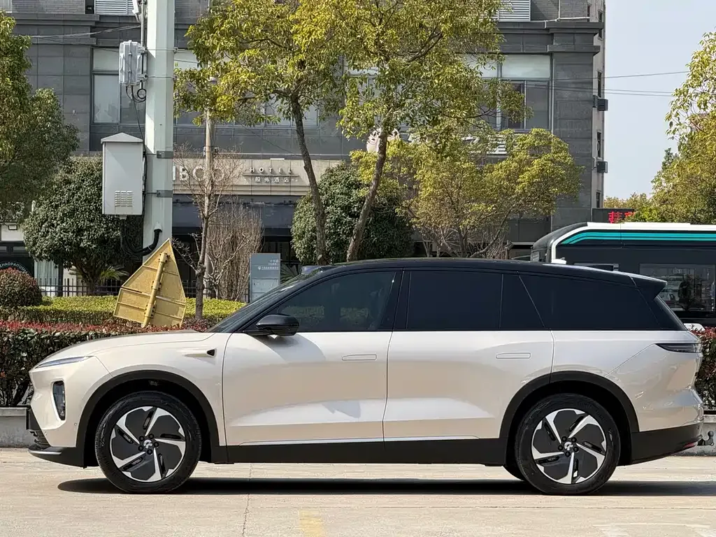 NIO ES8 2023 из CN, фото 10