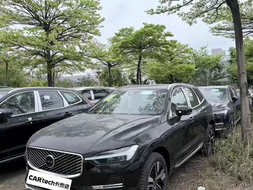Volvo XC60 2026 из CN, фото 1