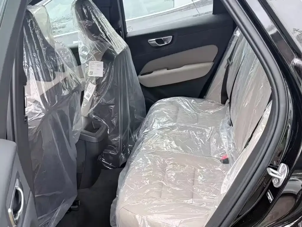 Volvo XC60 2026 из CN, фото 5