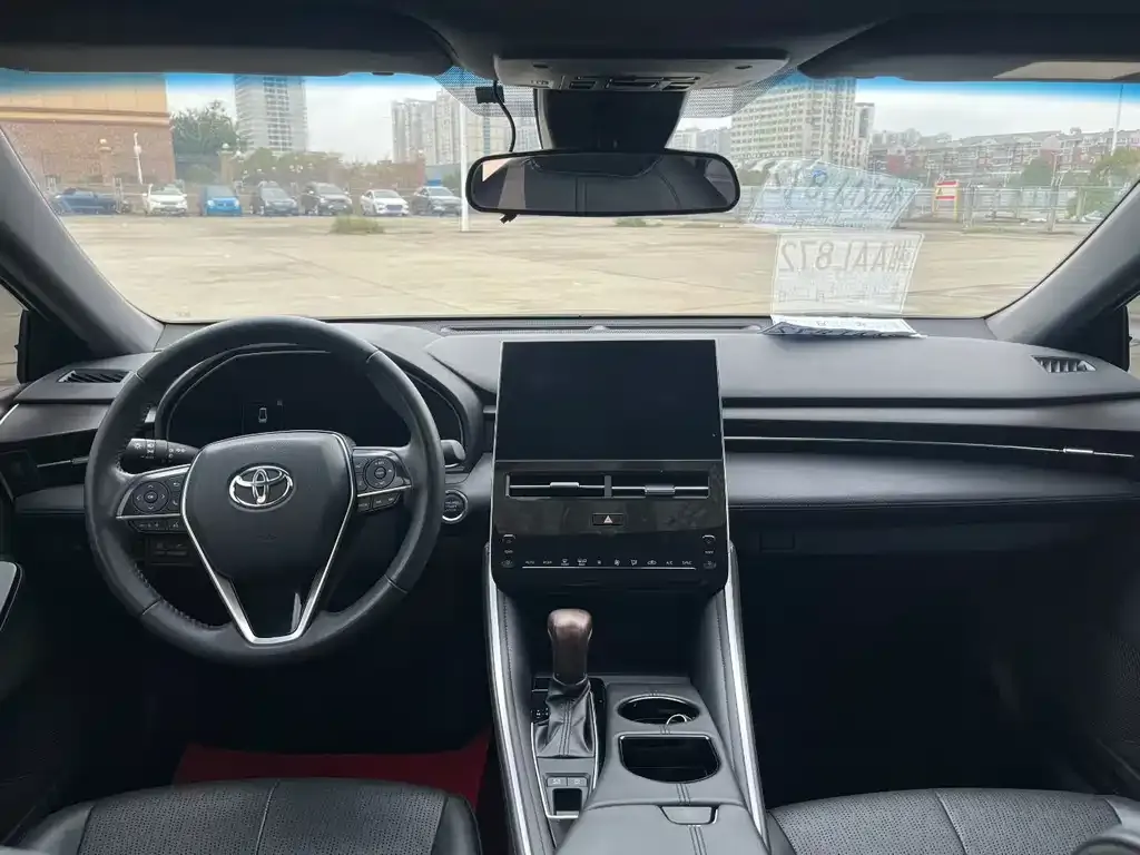 Toyota Avalon 2022 из CN, фото 2