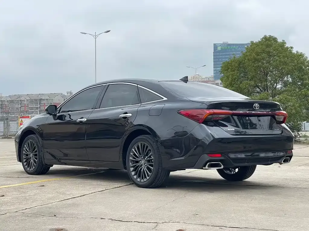 Toyota Avalon 2022 из CN, фото 7