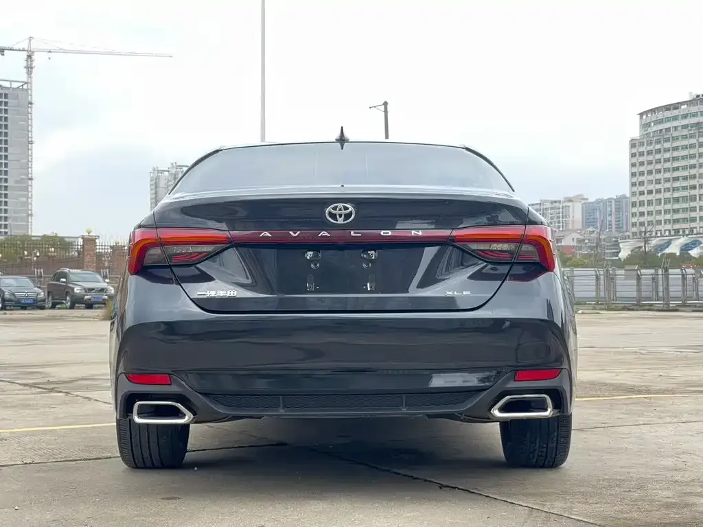 Toyota Avalon 2022 из CN, фото 9