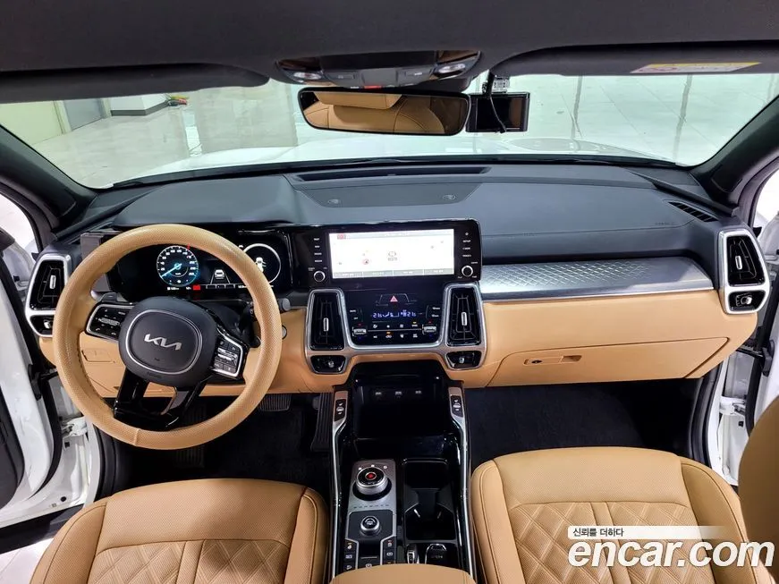 Kia Sorento — фото 6