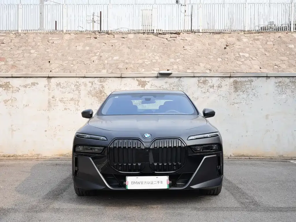 BMW i7 2023 из CN, фото 3