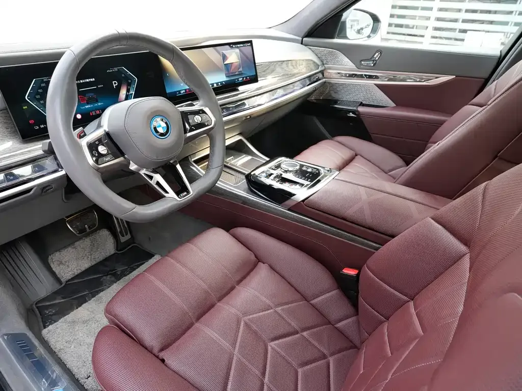 BMW i7 2023 из CN, фото 6