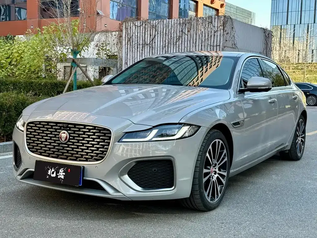 Jaguar XFL 2025 из CN, фото 1