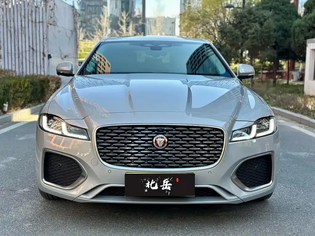 Jaguar XFL 2025 из CN, фото 10