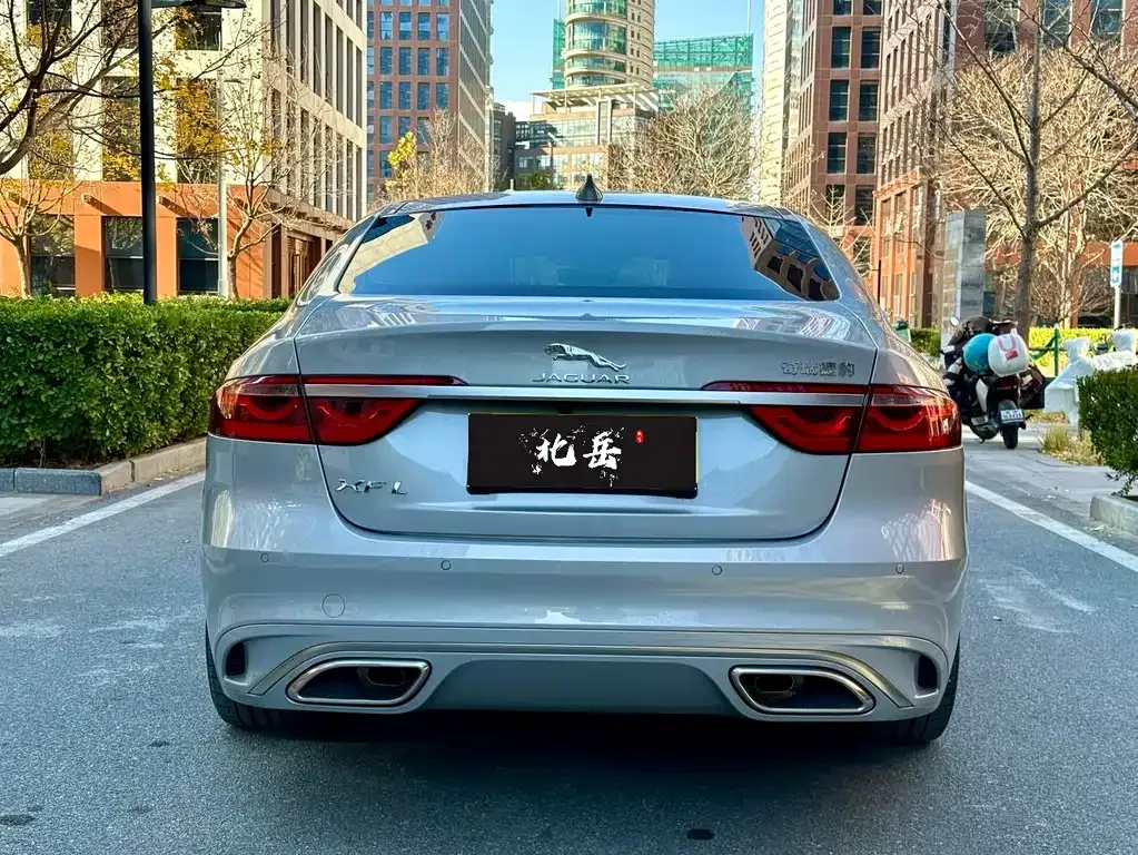 Jaguar XFL 2025 из CN, фото 9