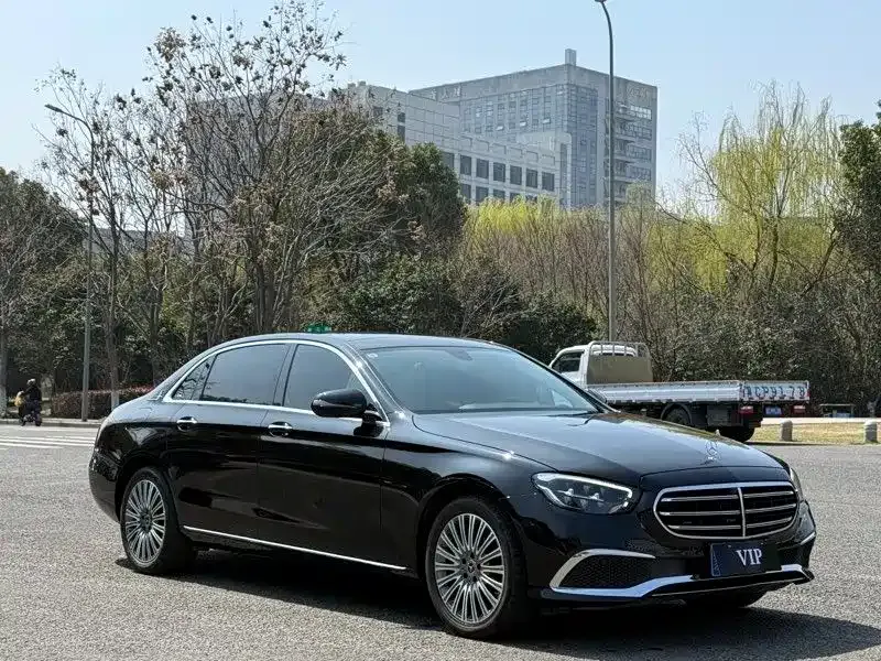 Mercedes-Benz E-Class 2023 из CN, фото 4